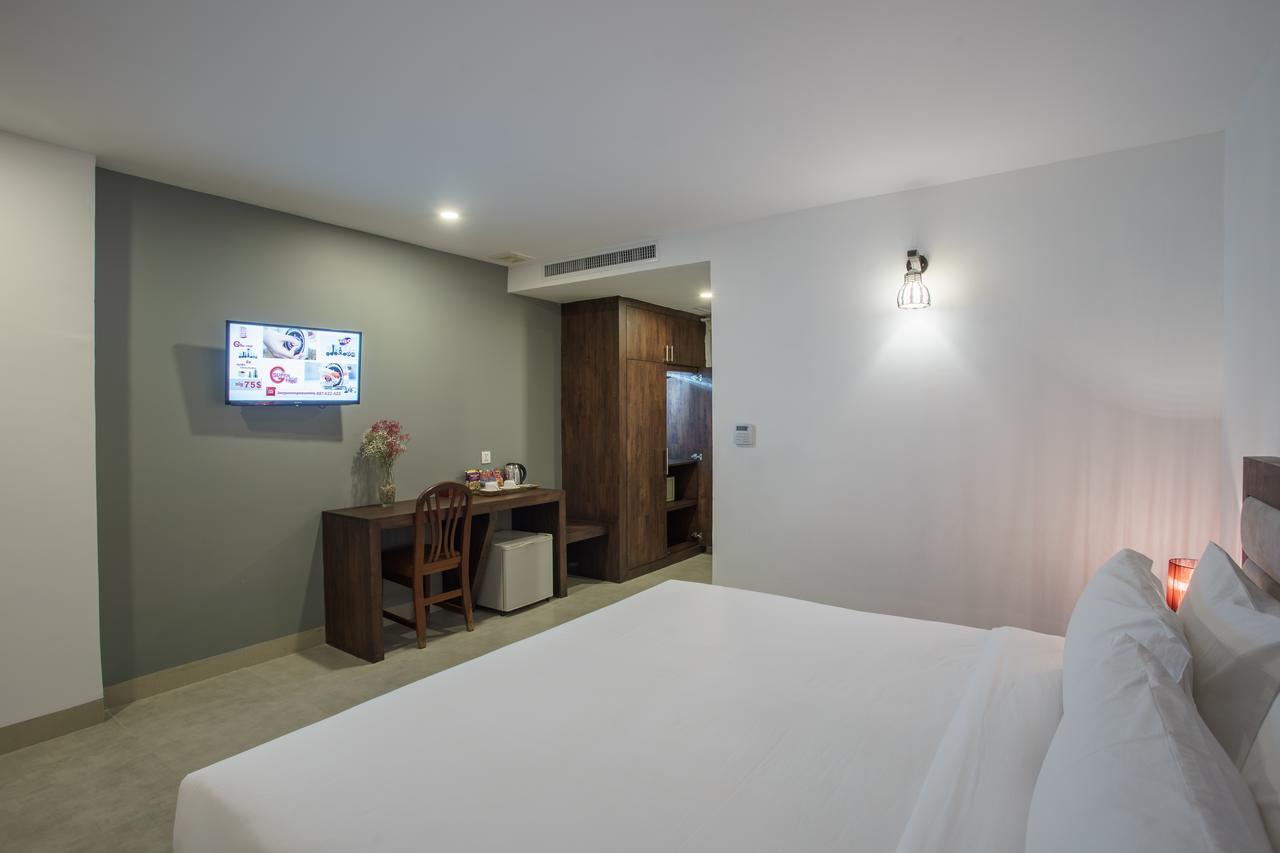 Kuch Oudom Hotel Phnom Penh Exterior foto